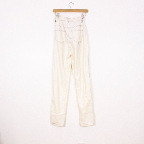 *Pretty Little Thing White Faux Leather Contrast Stitch Straight Leg Pants - Picture 9 of 10
